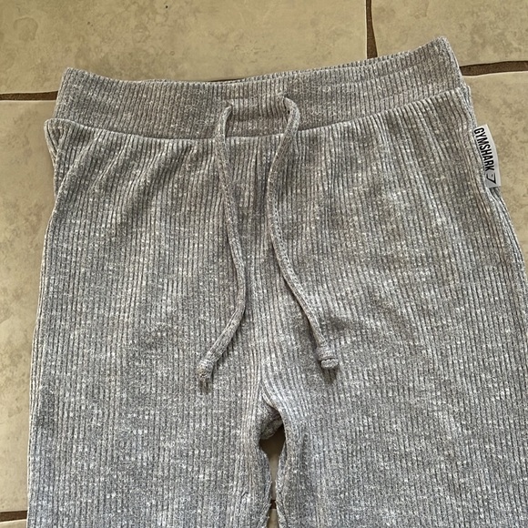 Womens Gymshark Sweatpants - Picture 4 of 5